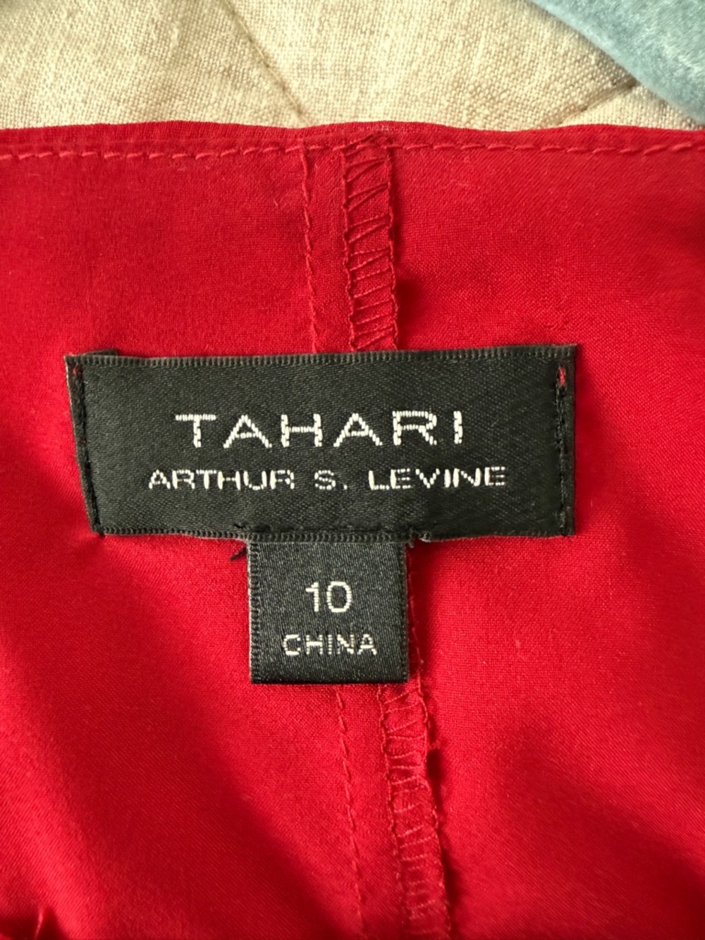 Tahari Arthur S. Levine Red Tiered Chiffon Dress Size 10 – Flowy, Lightweight - Picture 7 of 10